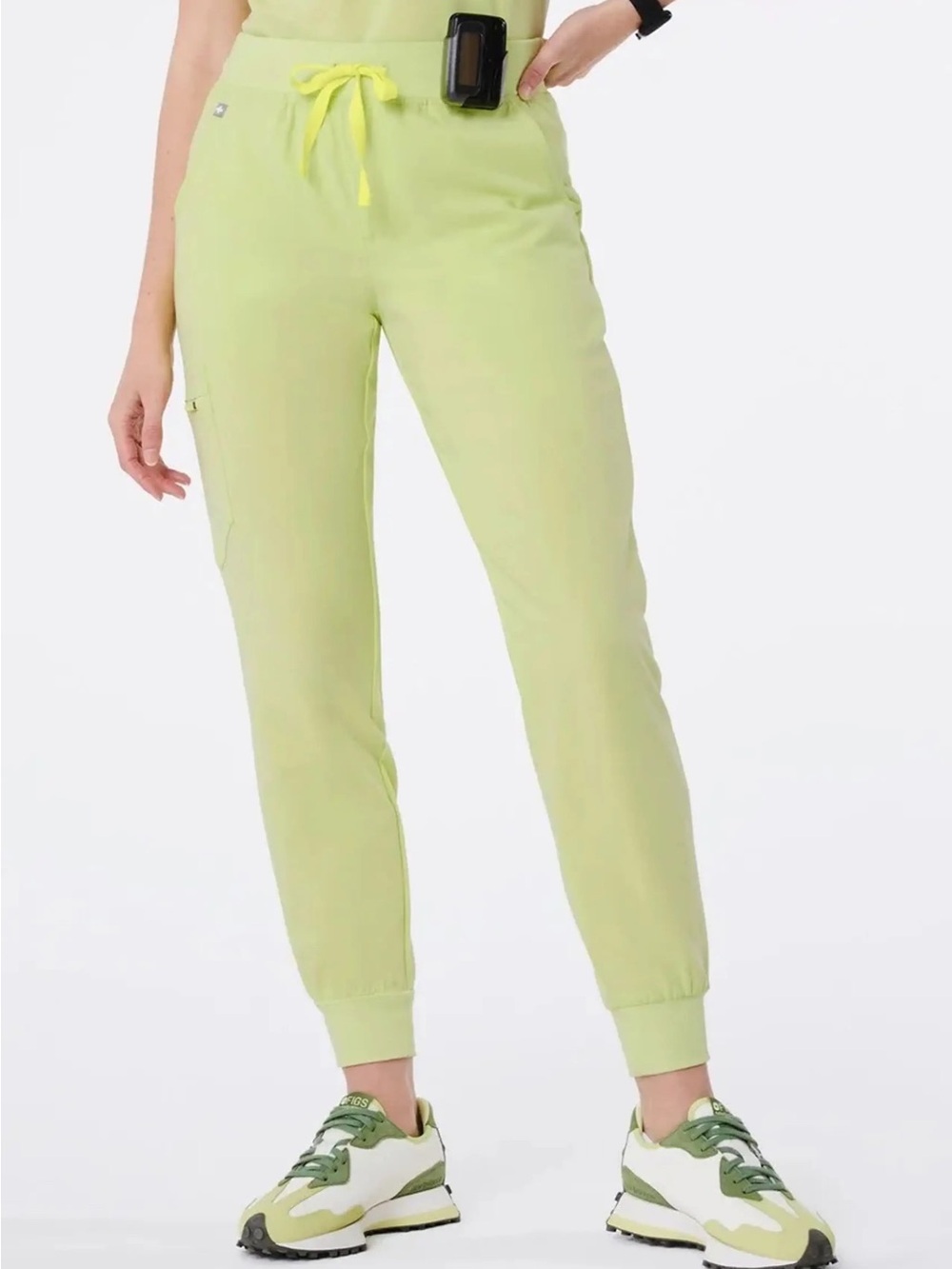Figs Zamora Joggers in color Sea Mist Size Large NWT
